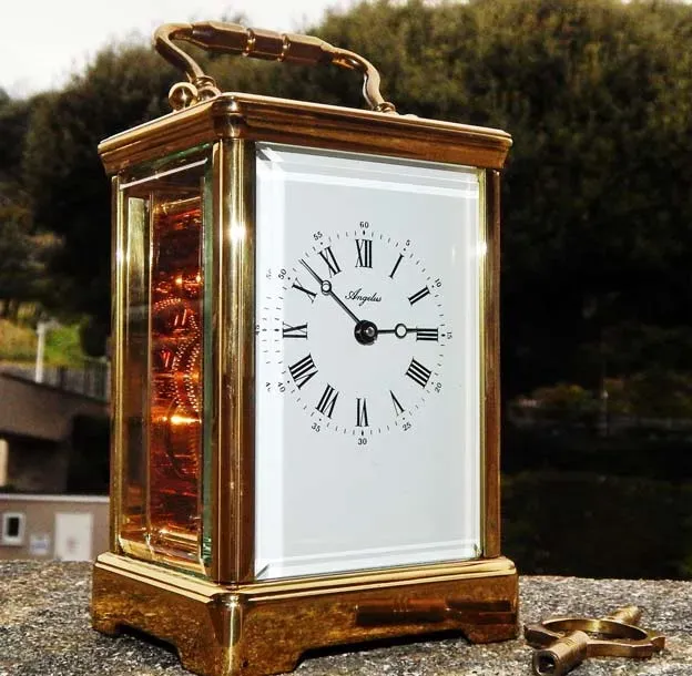 Montres-Passion-Brest-magasin-de-montre-brest-notre-gamme-elargie-dhorloges-modernes